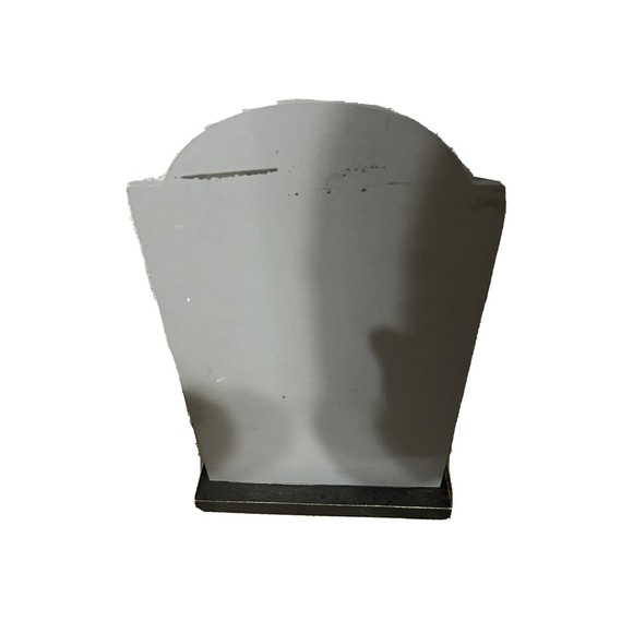 Hyde & EEK!  Falloween Bea A. Fraid Halloween Decorative Tombstone Target‎ - Picture 2 of 3